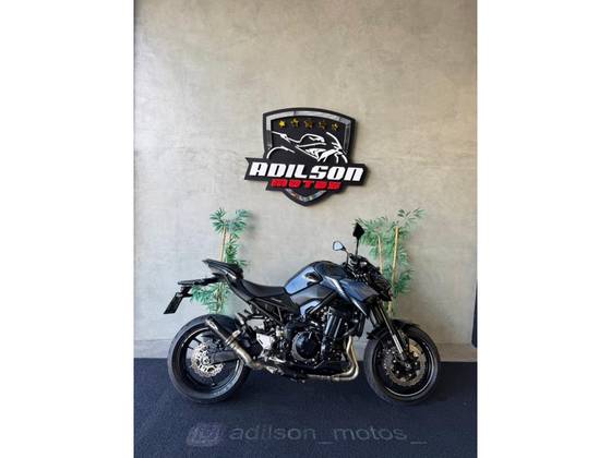 KAWASAKI Z900 KAWASAKI Z900